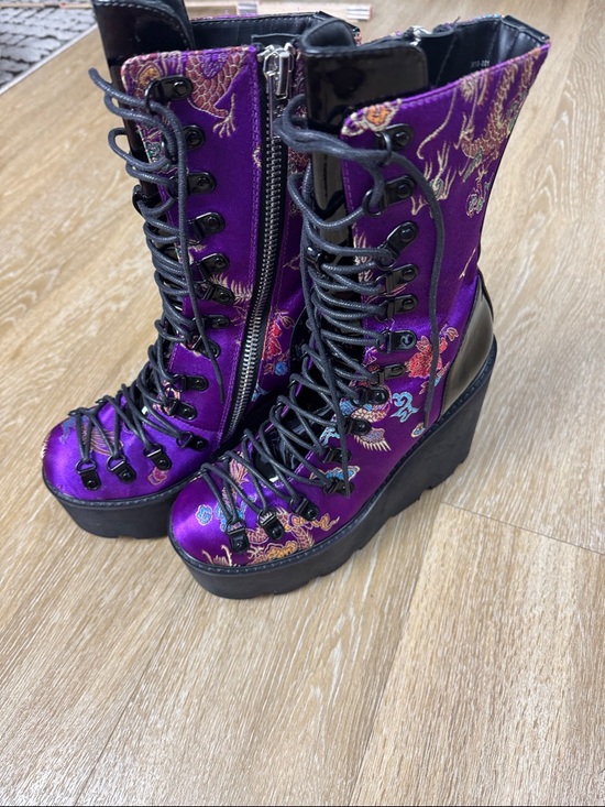 Dolls Kill Current Mood Purple Black Satin Platform Dragon Boots size 8 - Picture 11 of 15